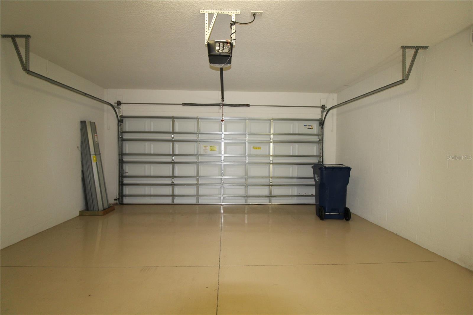 SILVERLEAF PH I-A - Residential Lease