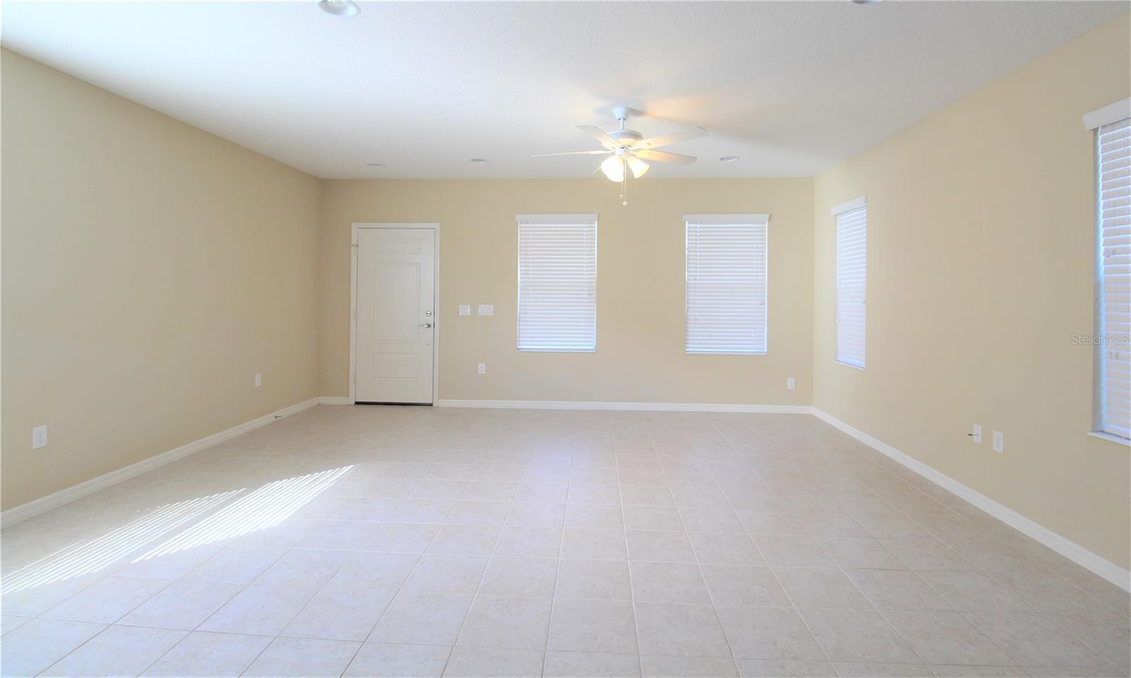 SILVERLEAF PH I-A - Residential Lease