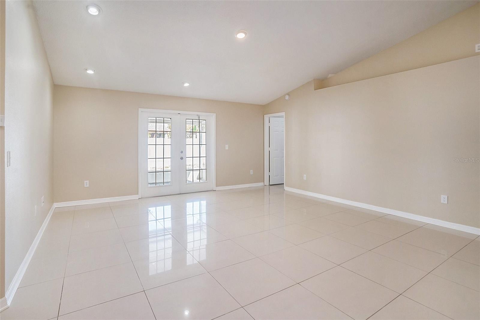 12712 LONGCREST DRIVE
