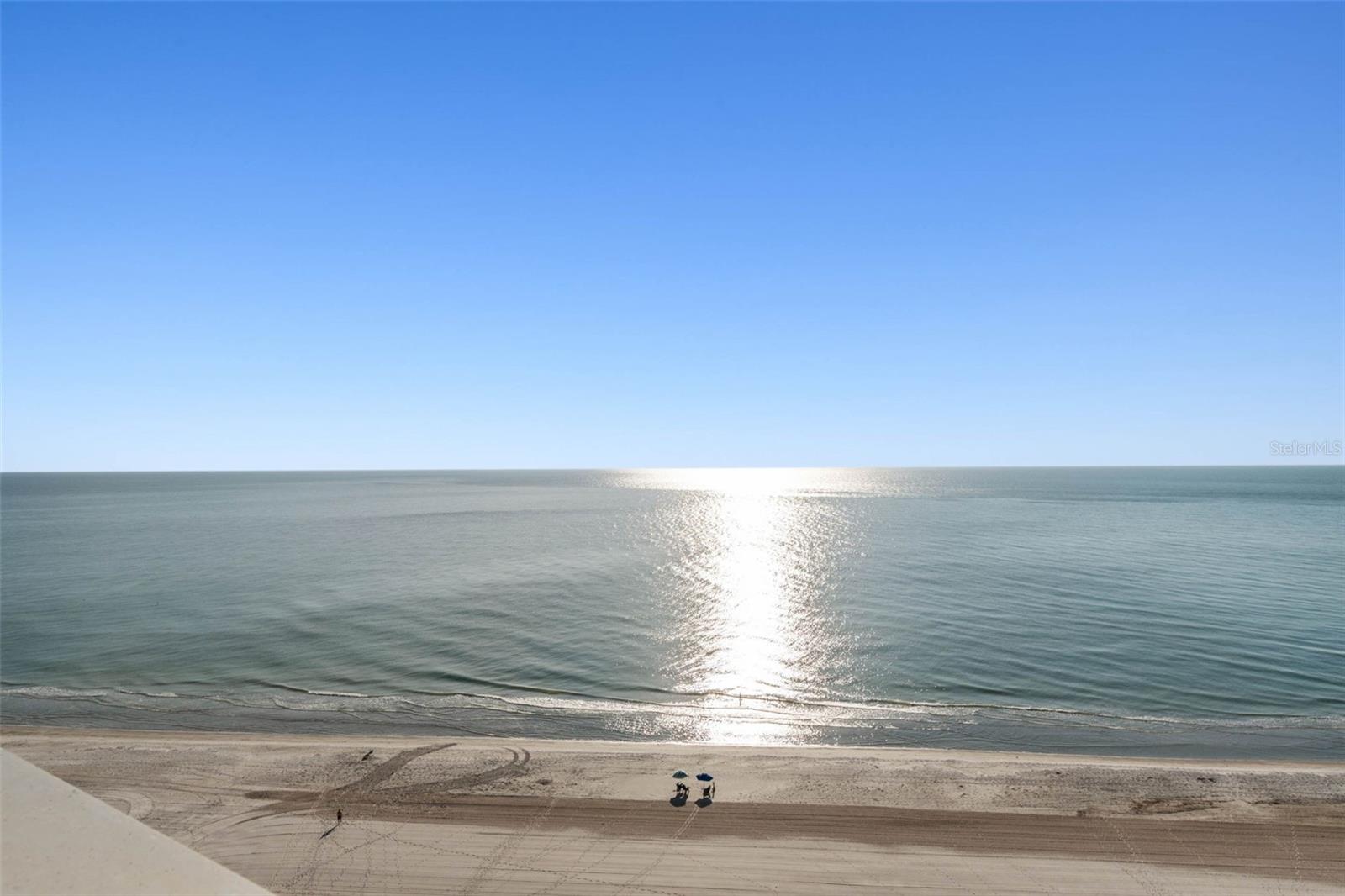 REDINGTON TOWERS BLDG 2 CONDO - Residential