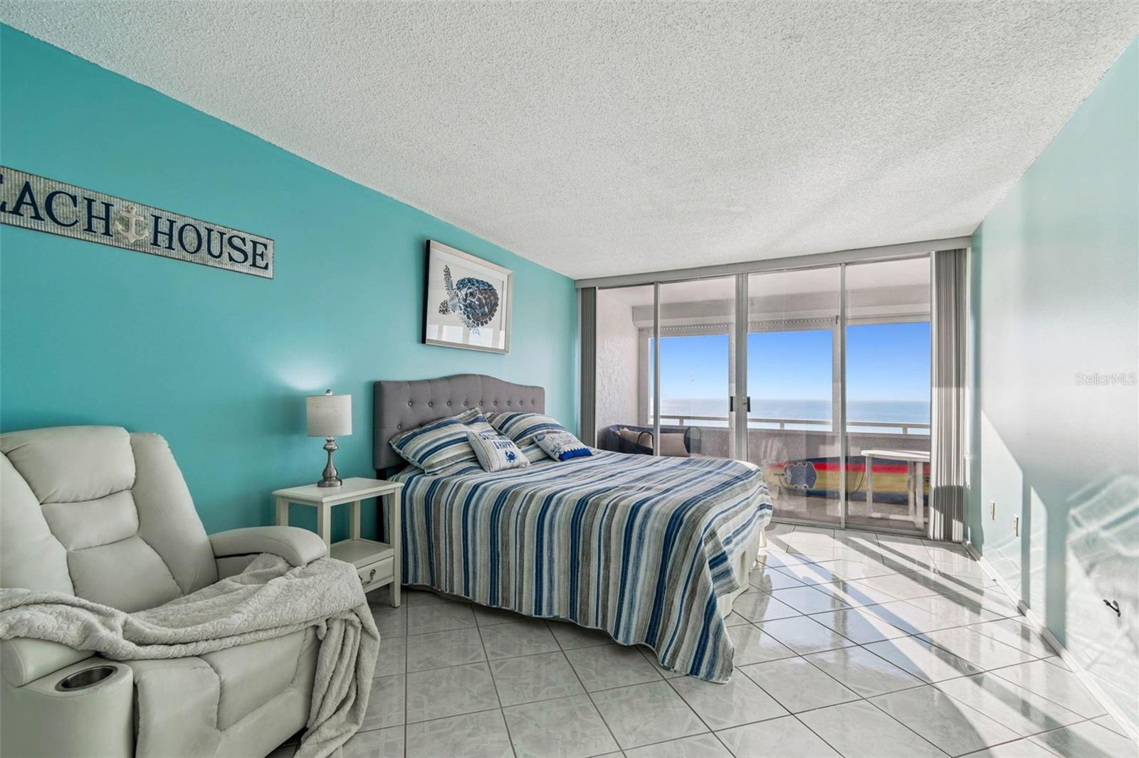 REDINGTON TOWERS BLDG 2 CONDO - Residential