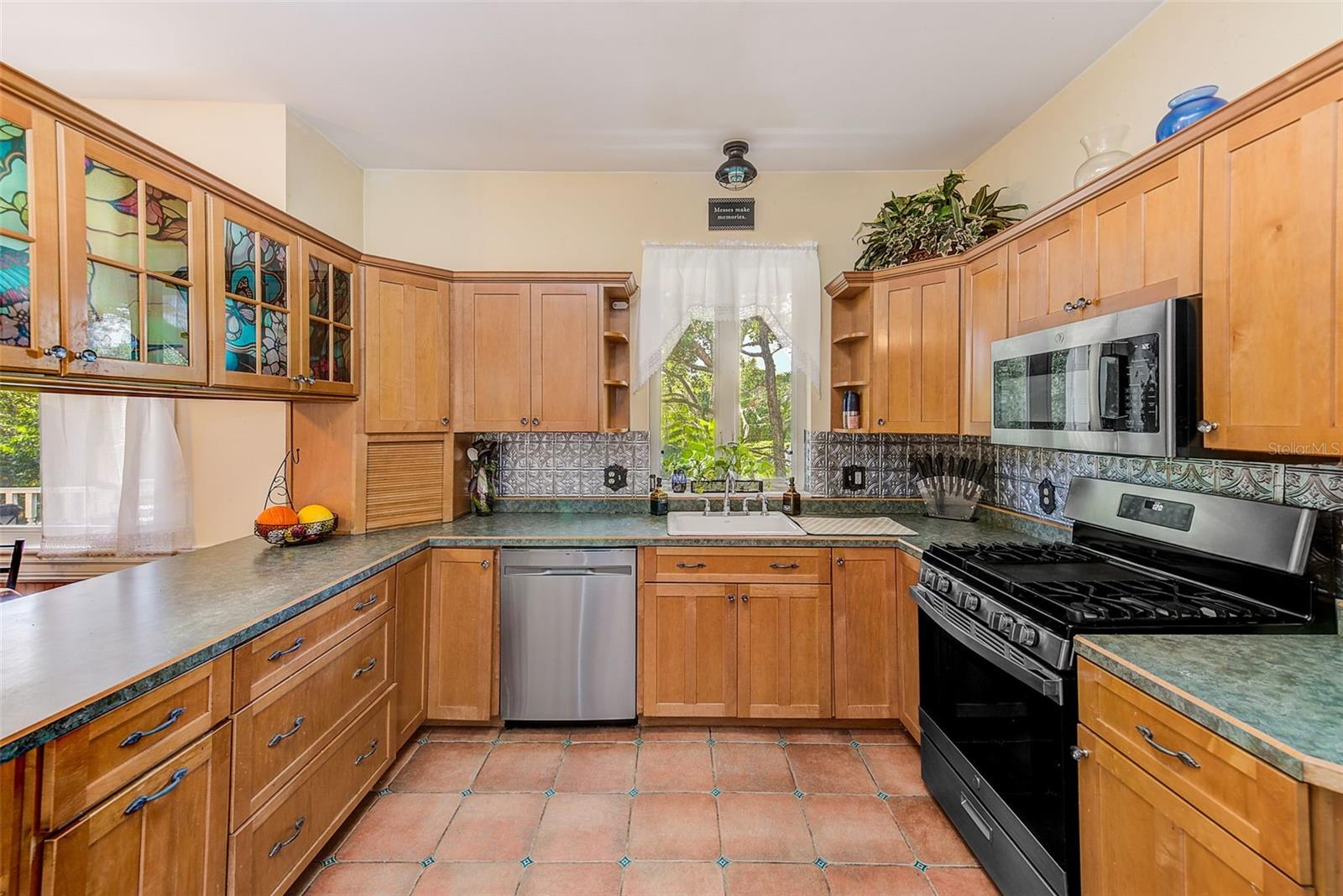 FERGUSONS ESTATES - Residential