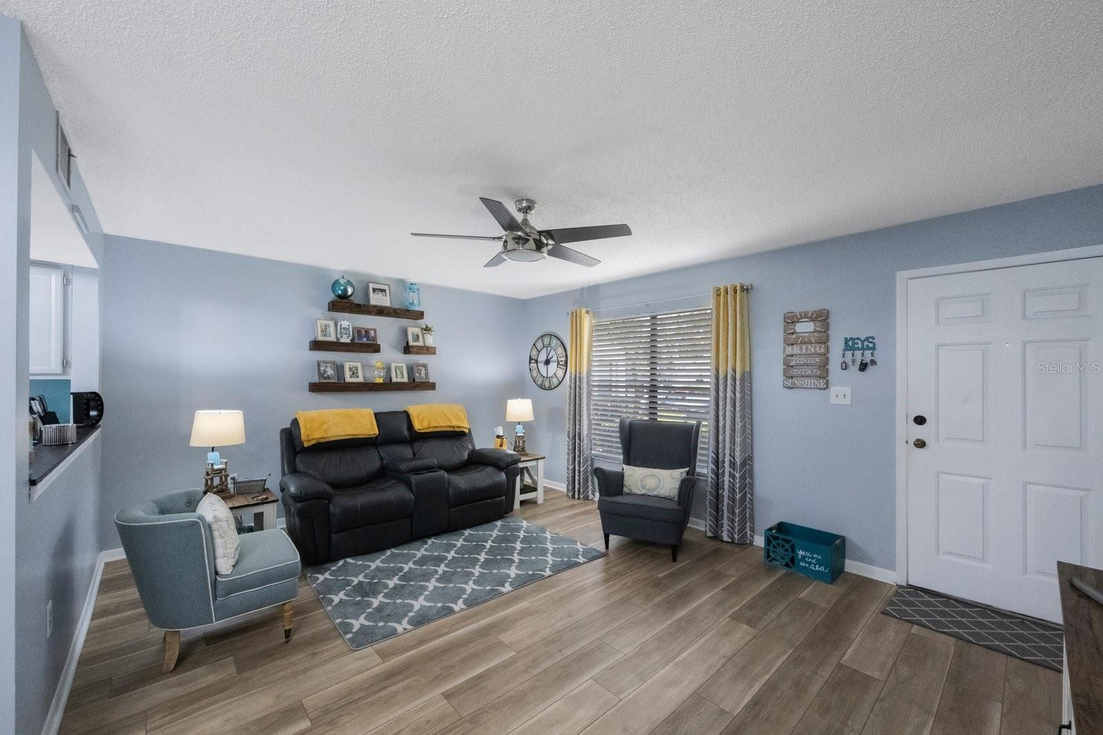 404 HAMMOCK PINE BOULEVARD 404
