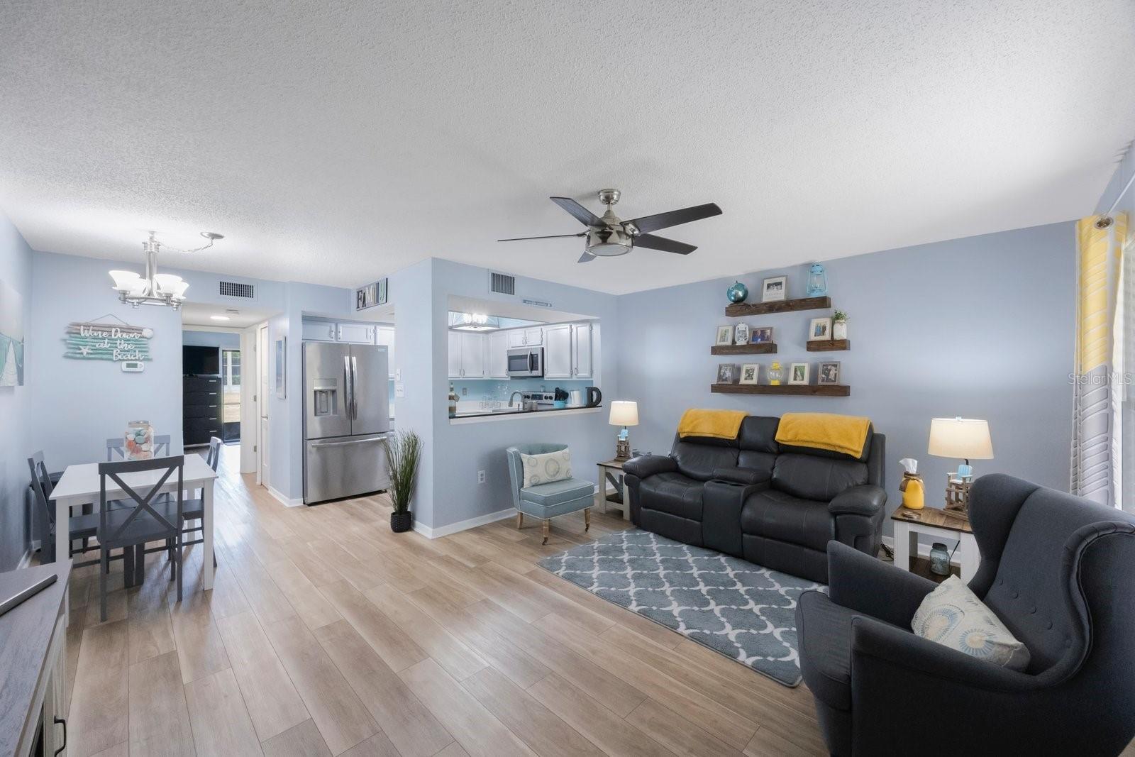 404 HAMMOCK PINE BOULEVARD 404