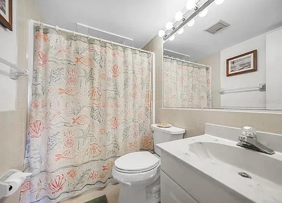 LAKESIDE CHARLOTTE COUNTY PH 04 - Residential Lease