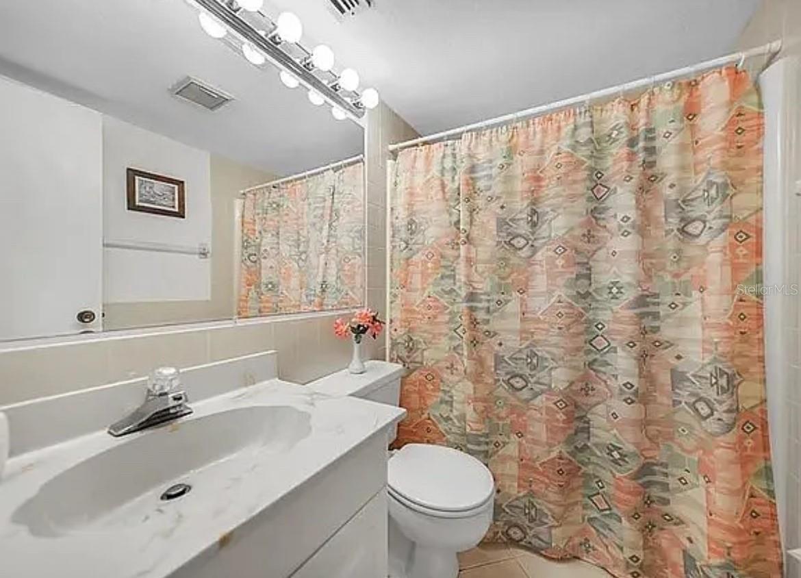 LAKESIDE CHARLOTTE COUNTY PH 04 - Residential Lease