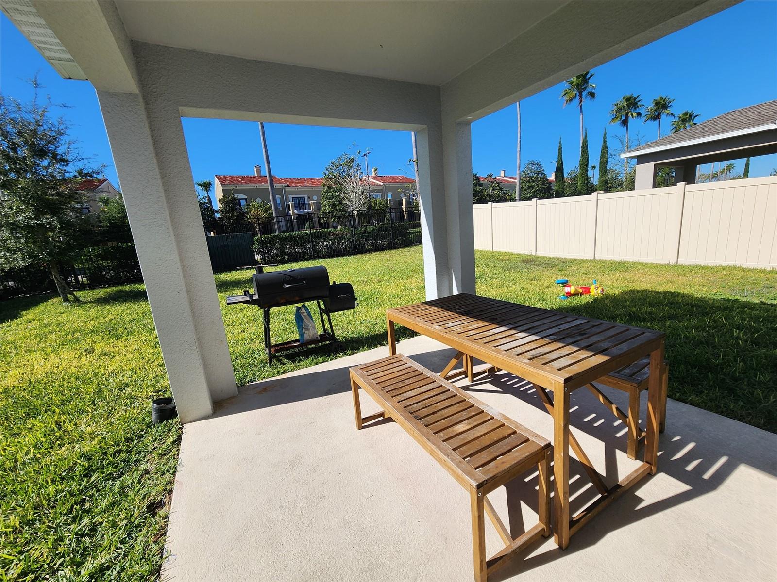 TERRA DEL SOL EAST PH 2 - Residential Lease