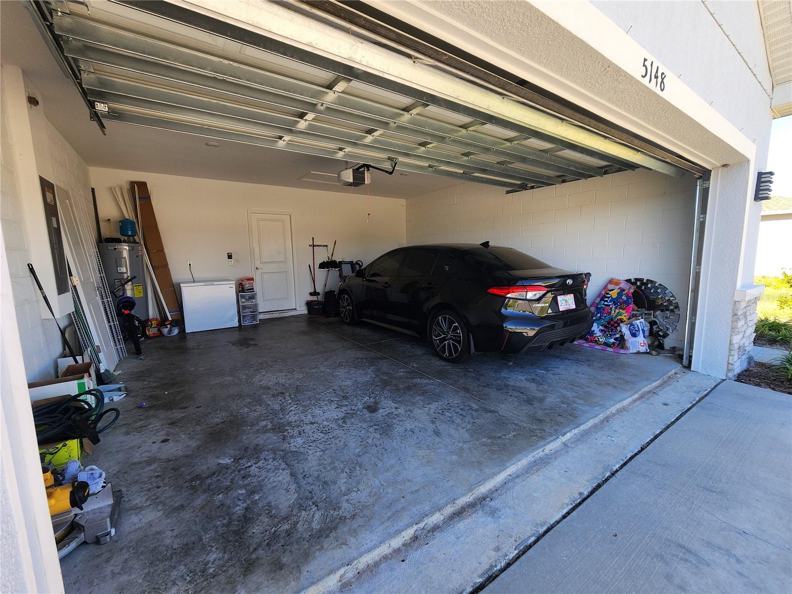 TERRA DEL SOL EAST PH 2 - Residential Lease