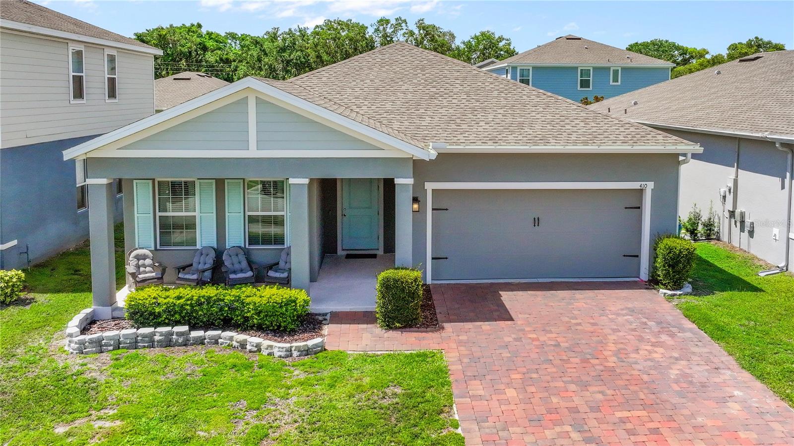 410 WINTER BLISS LN