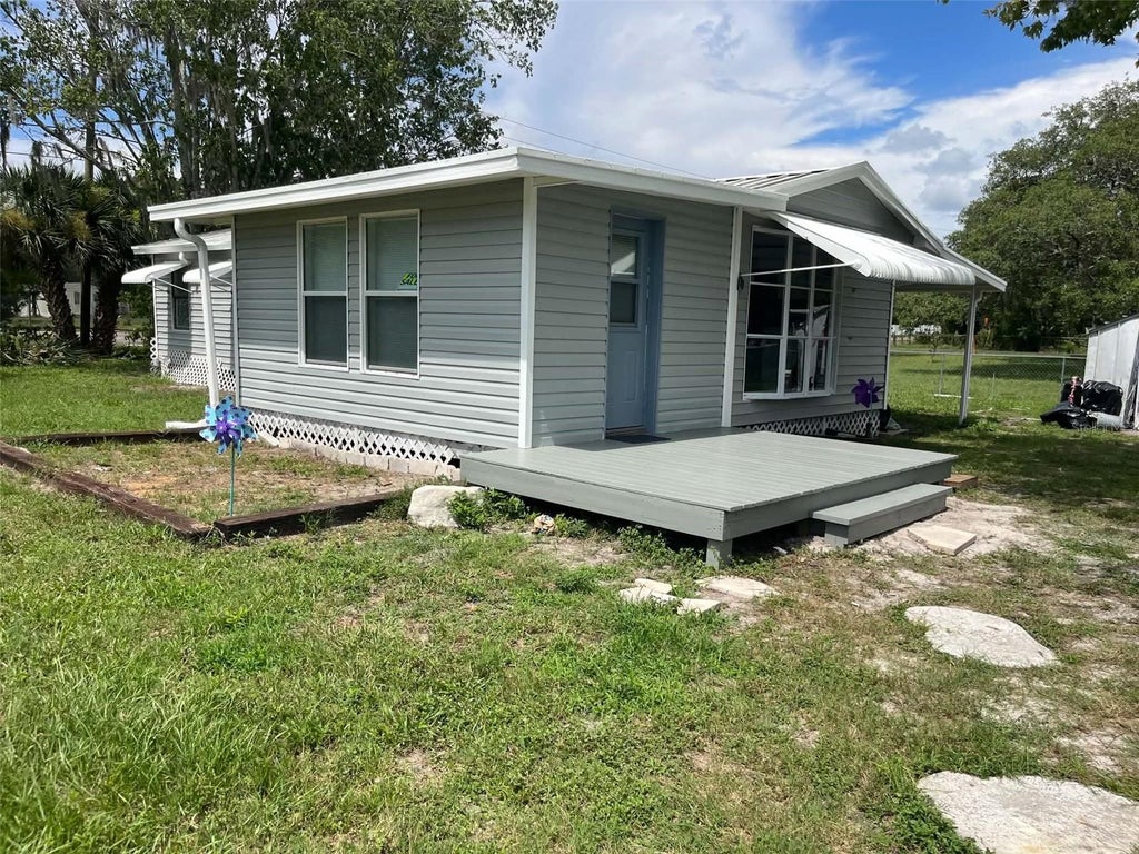 Photo of 14810 Thompson Avenue, Hudson, FL 34669 (MLS # TB8552403)