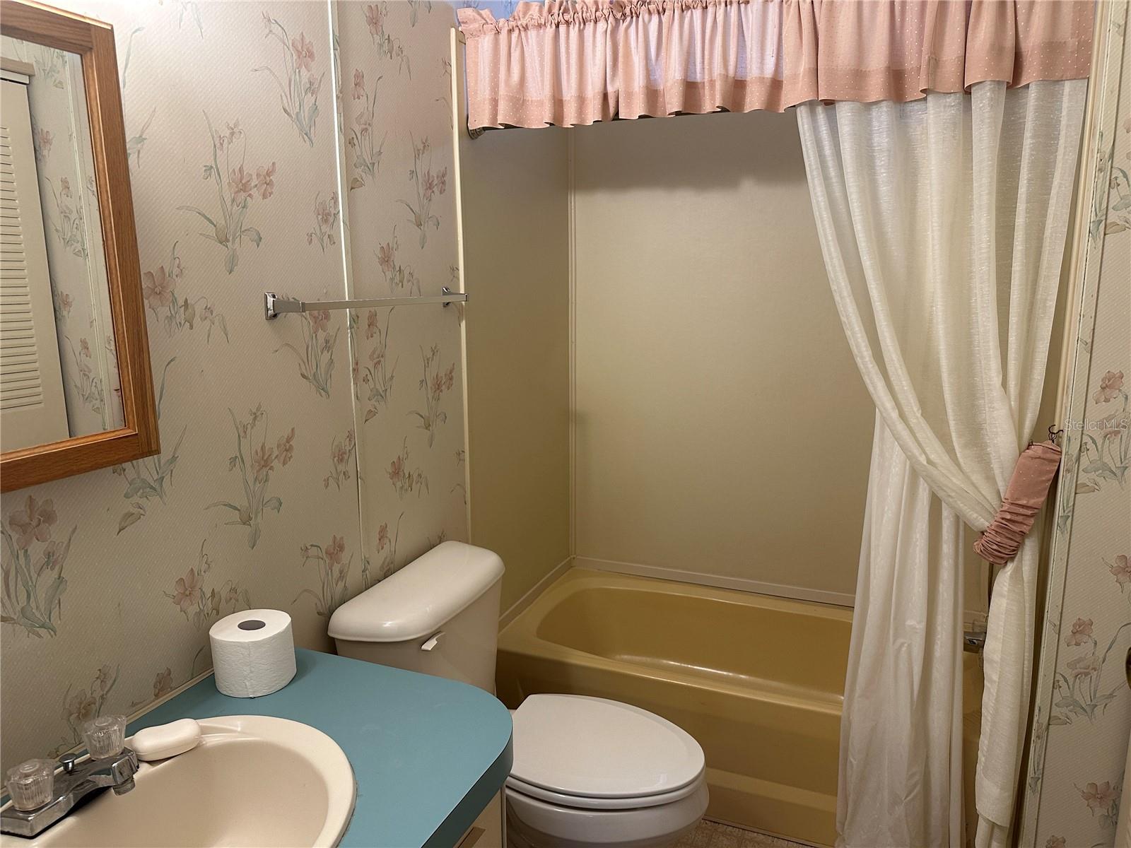 HARBOR ISLES IV - Residential