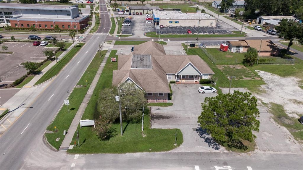 Photo of 504 E Baker Street, Plant City, FL 33563 (MLS # TB8486385)