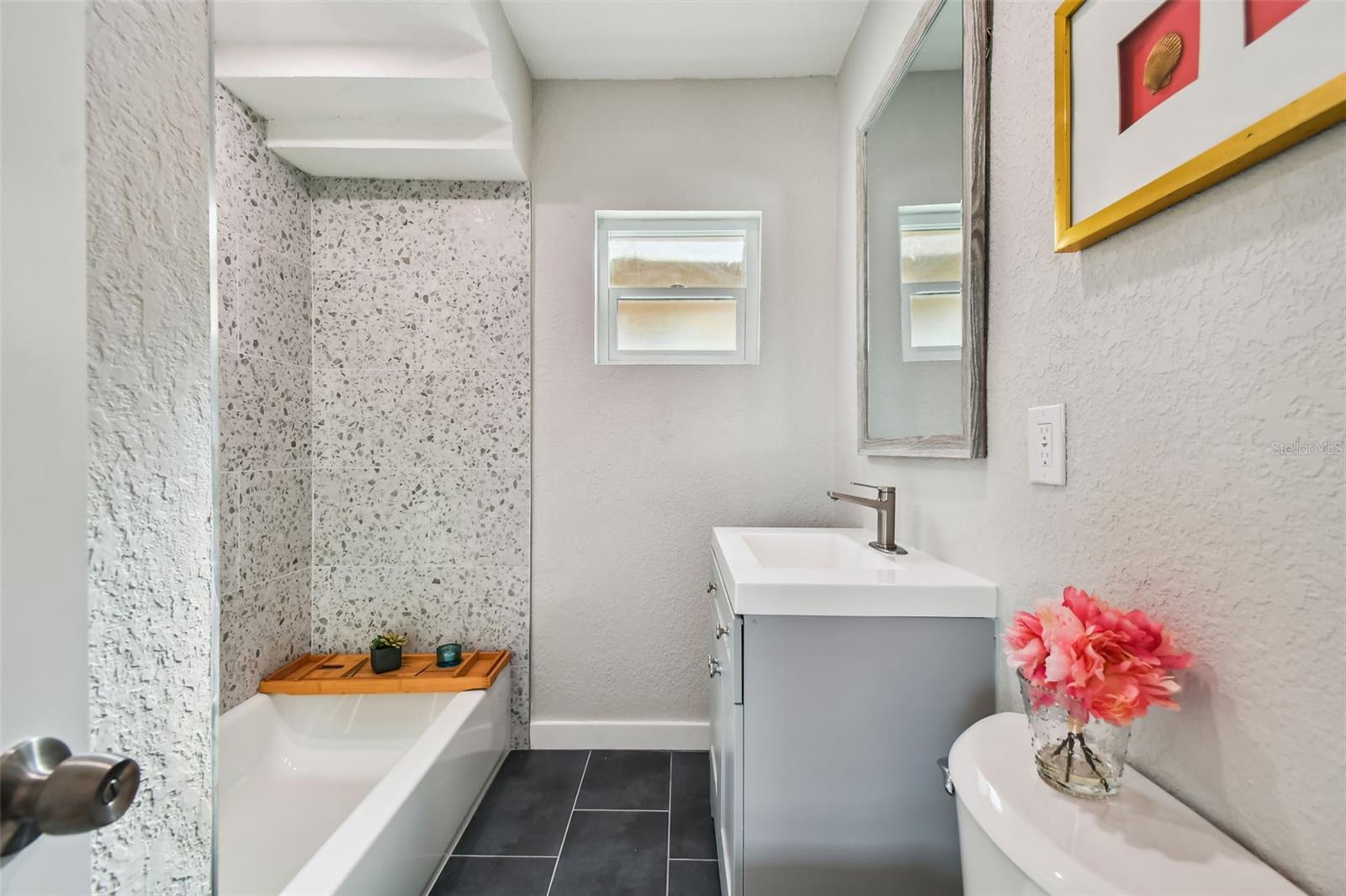 HARBOR SHORES 2ND ADD - Residential Income