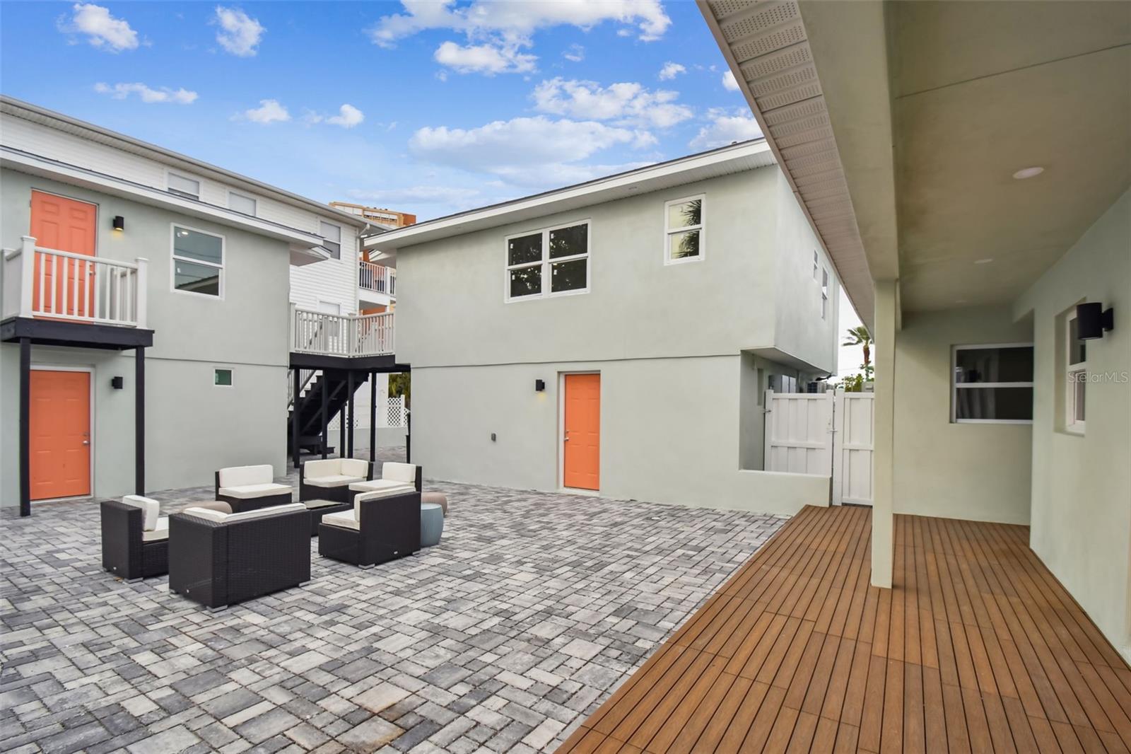 HARBOR SHORES 2ND ADD - Residential Income