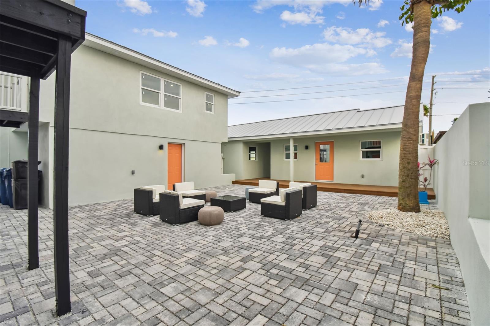 HARBOR SHORES 2ND ADD - Residential Income