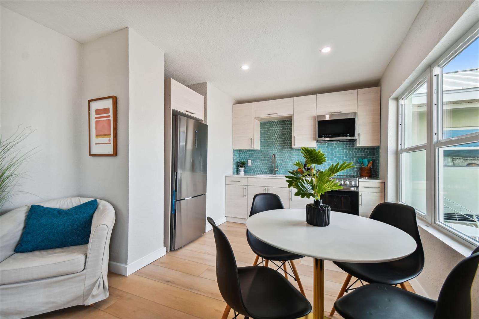 HARBOR SHORES 2ND ADD - Residential Income