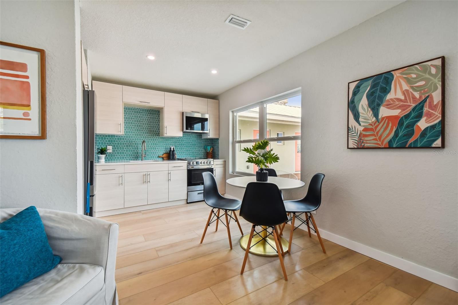 HARBOR SHORES 2ND ADD - Residential Income