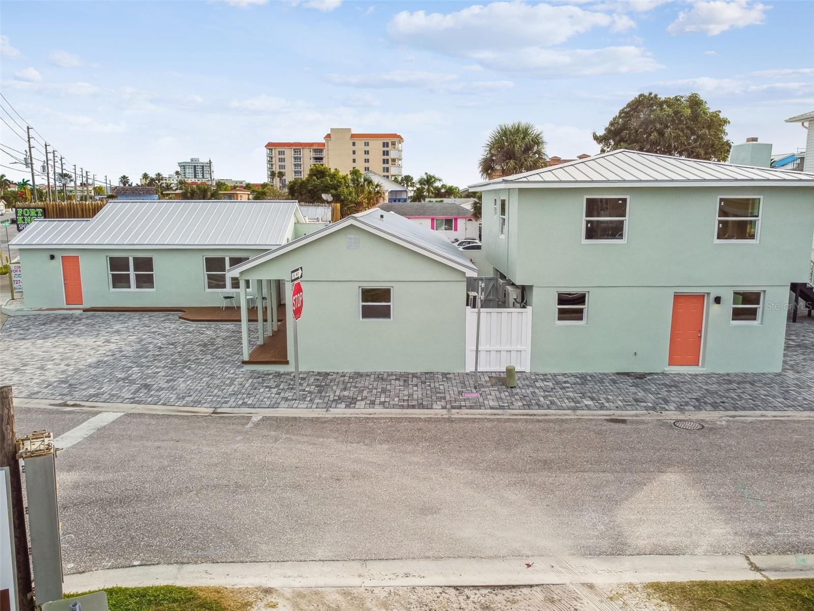 HARBOR SHORES 2ND ADD - Residential Income