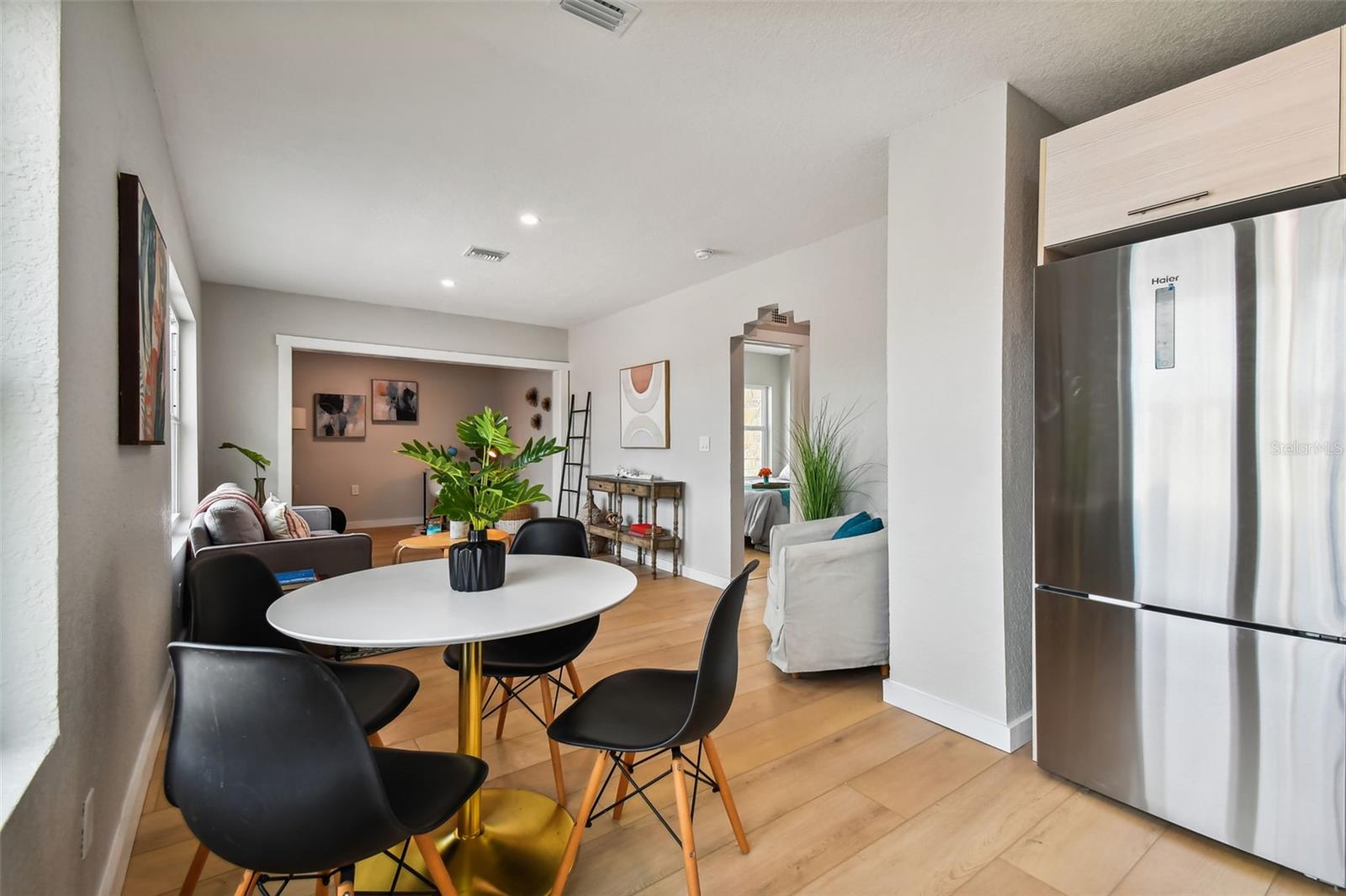 HARBOR SHORES 2ND ADD - Residential Income