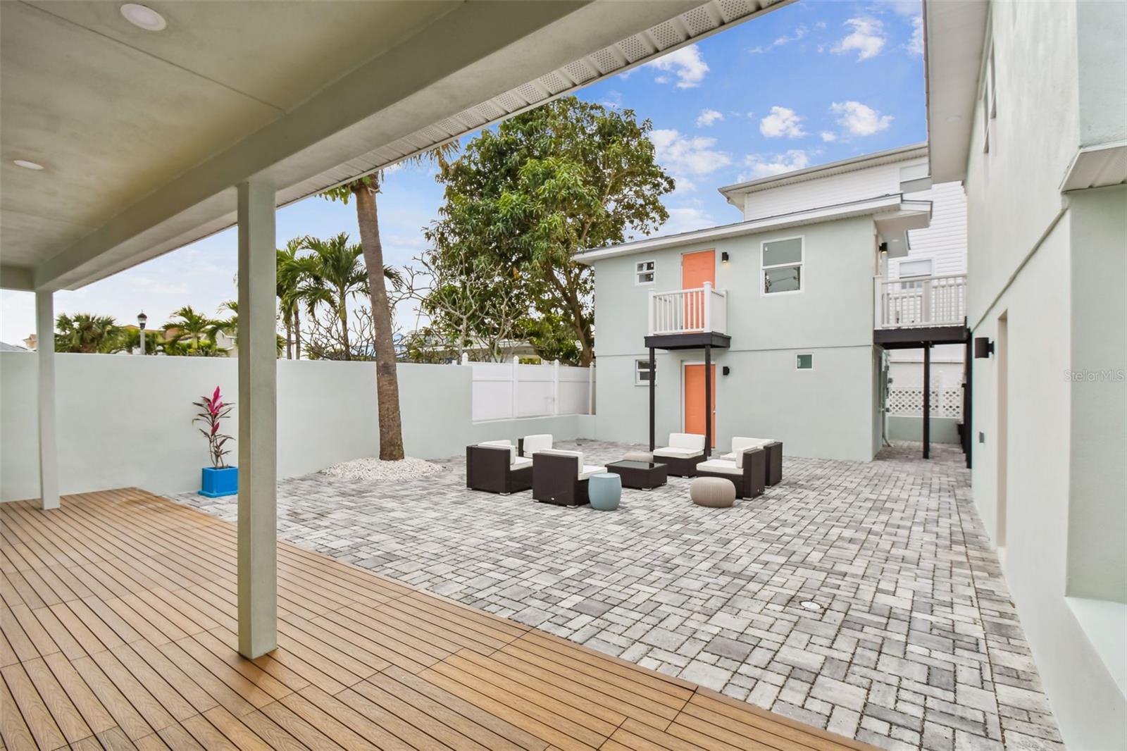 HARBOR SHORES 2ND ADD - Residential Income