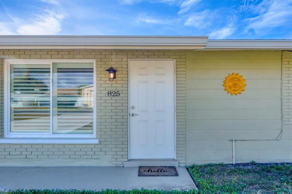 Photo of 825 E 5th Street, Englewood, FL 34223 (MLS # A4676812)