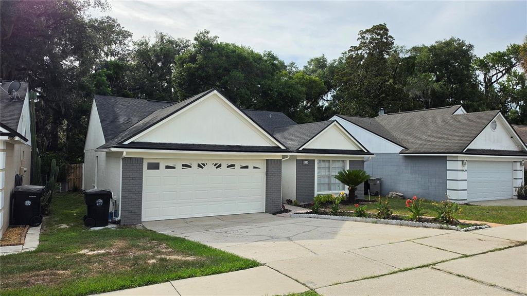 Photo of 204 N Cervidae Drive, Apopka, FL 32703 (MLS # O6415395)