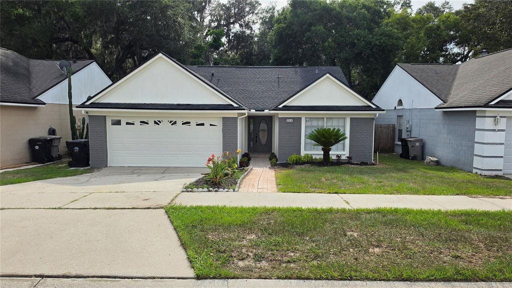 Photo of 204 N Cervidae Drive, Apopka, FL 32703 (MLS # O6415395)