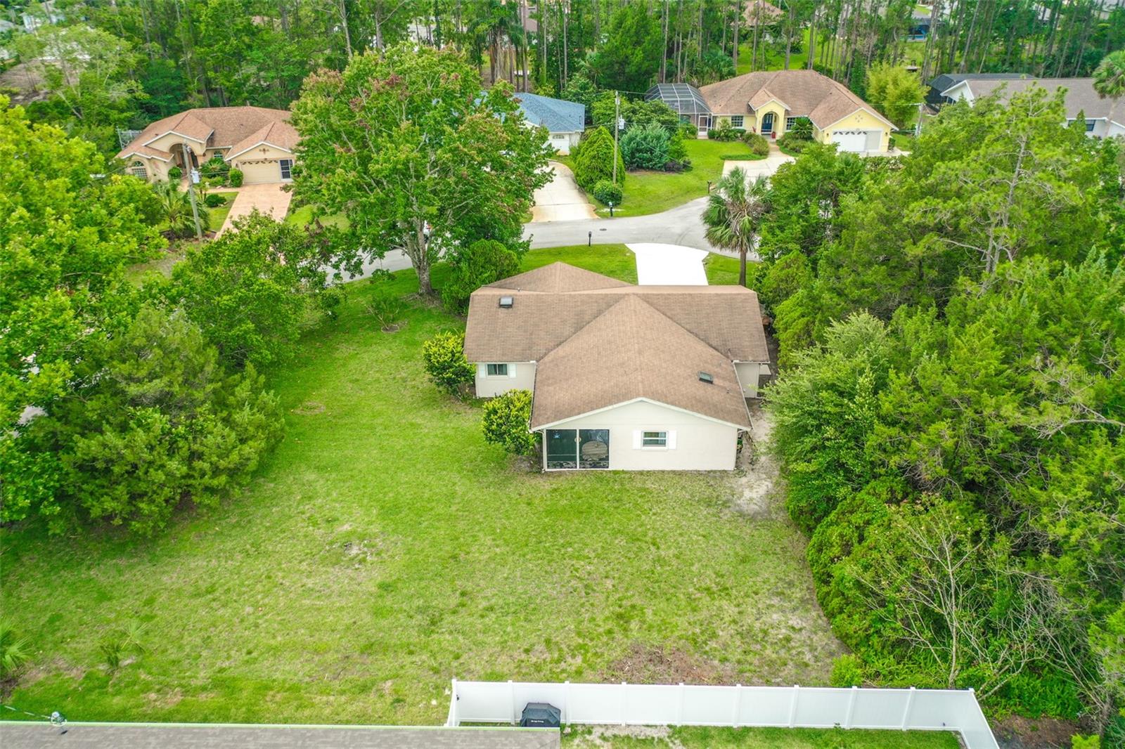 PINE LAKES - Residential