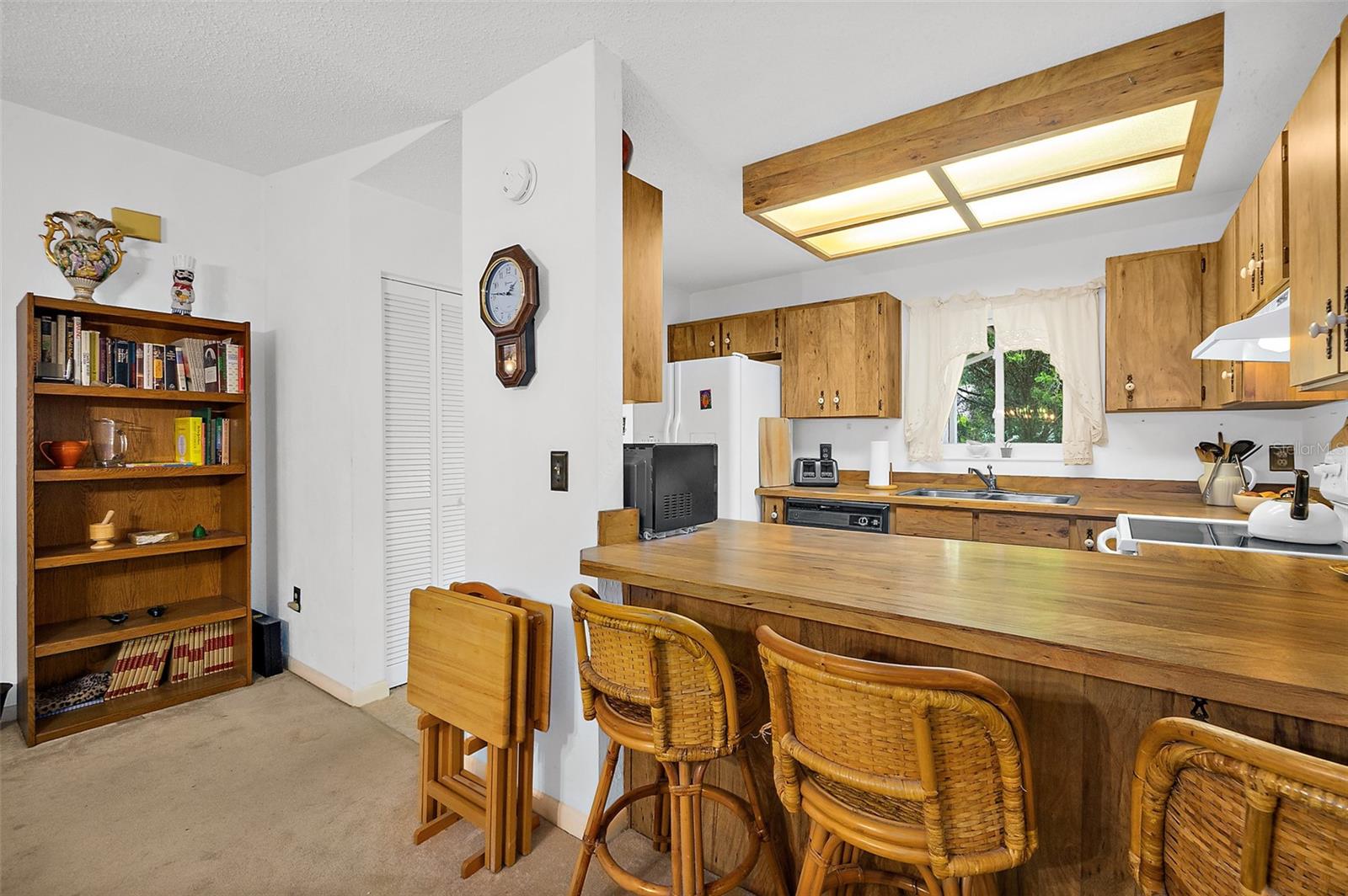 PINE LAKES - Residential