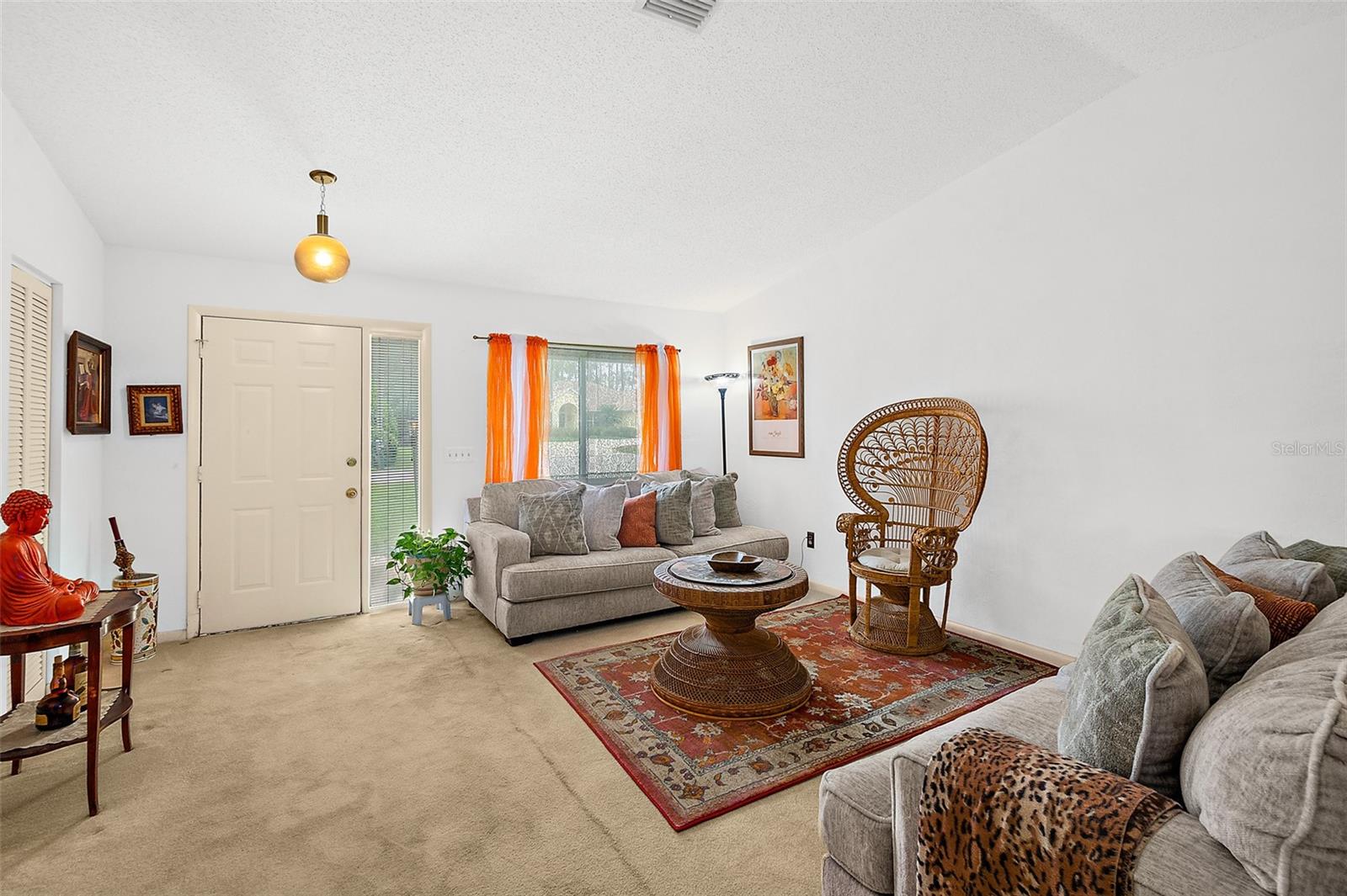 PINE LAKES - Residential