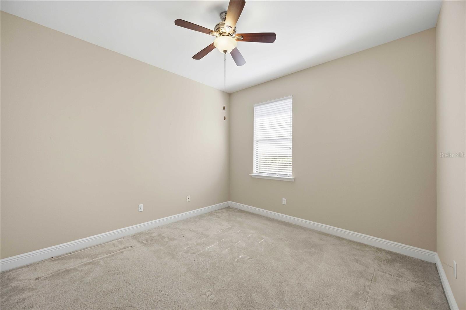 WILLOW CHASE - Residential