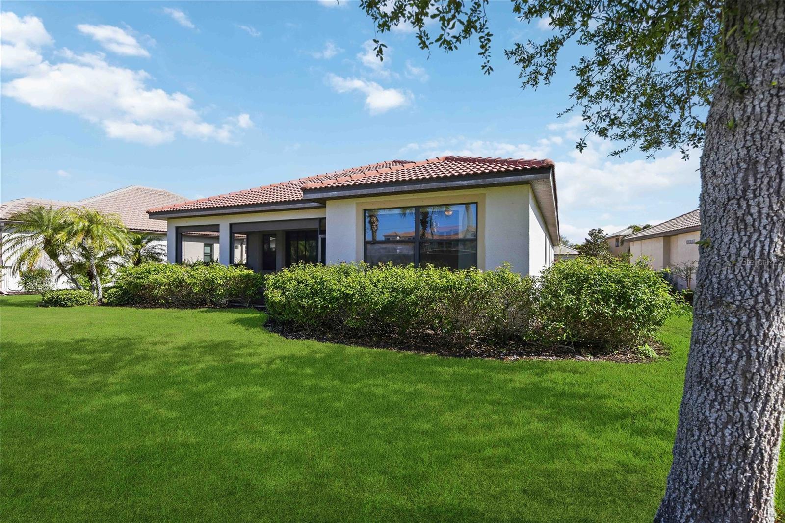 WILLOW CHASE - Residential