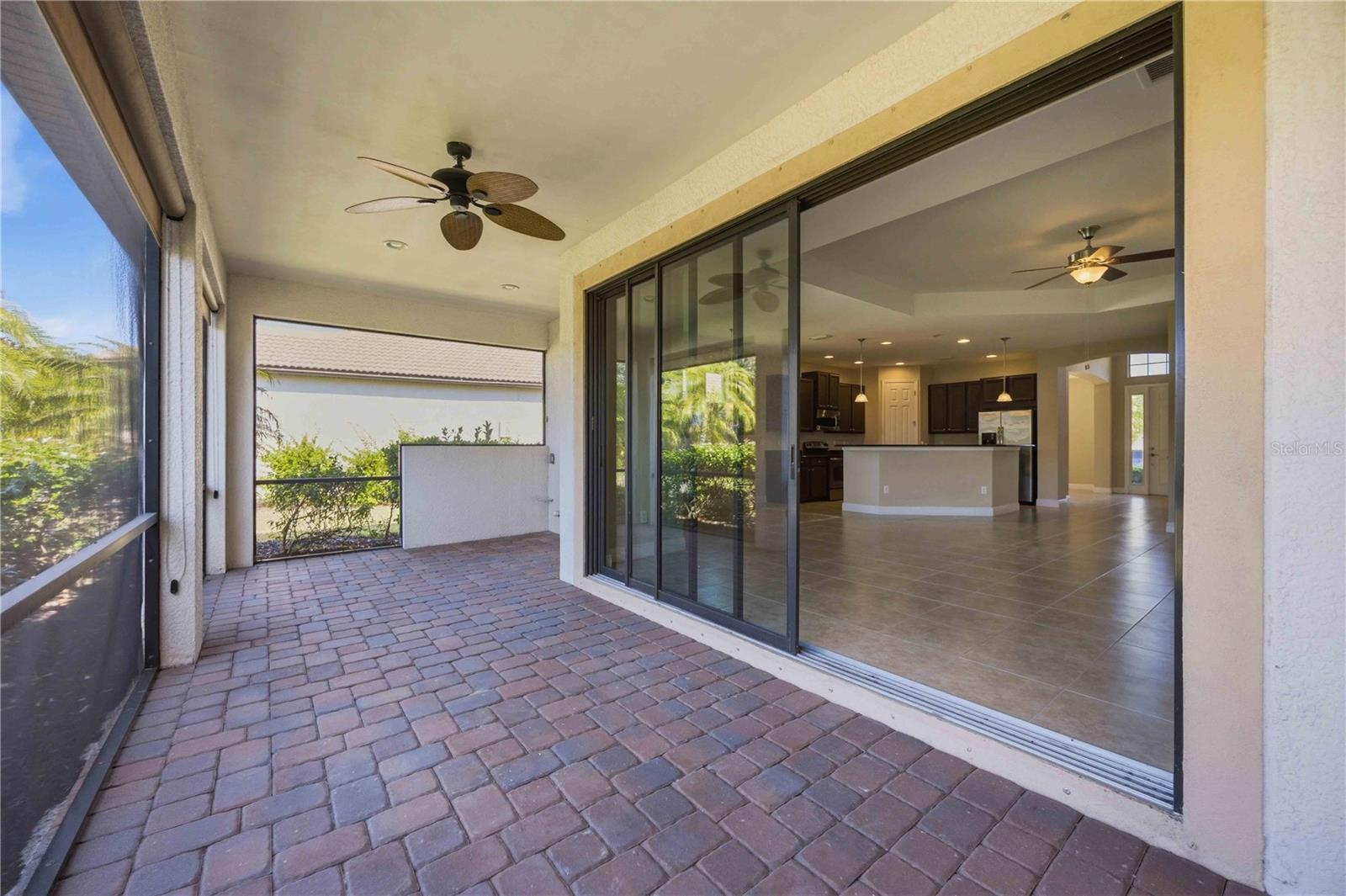 WILLOW CHASE - Residential
