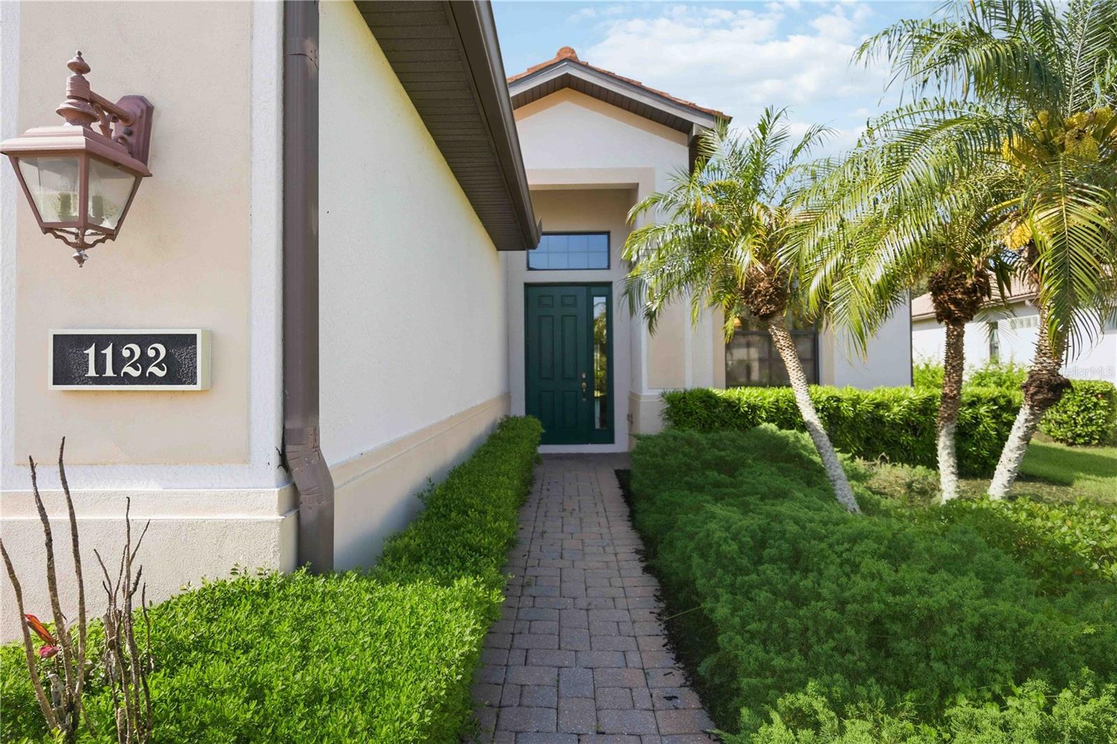 WILLOW CHASE - Residential