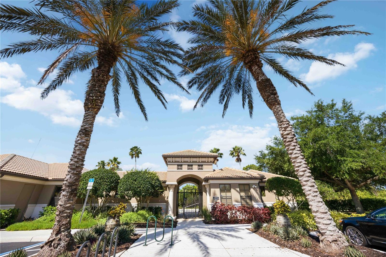 WILLOW CHASE - Residential