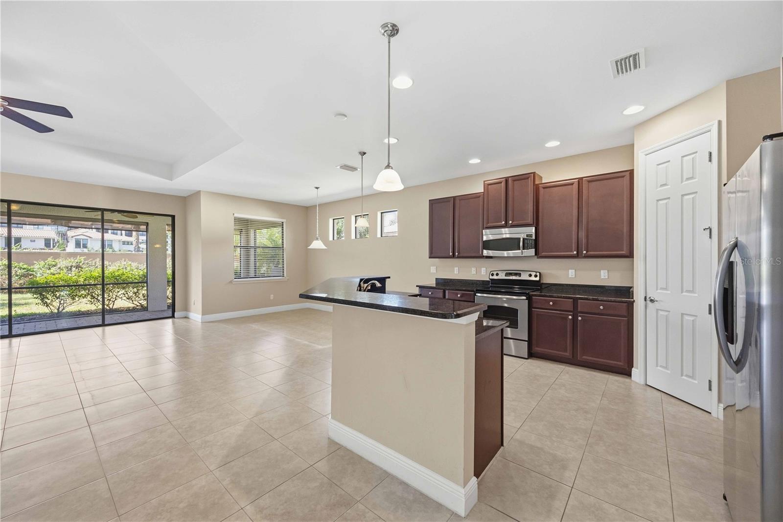 WILLOW CHASE - Residential