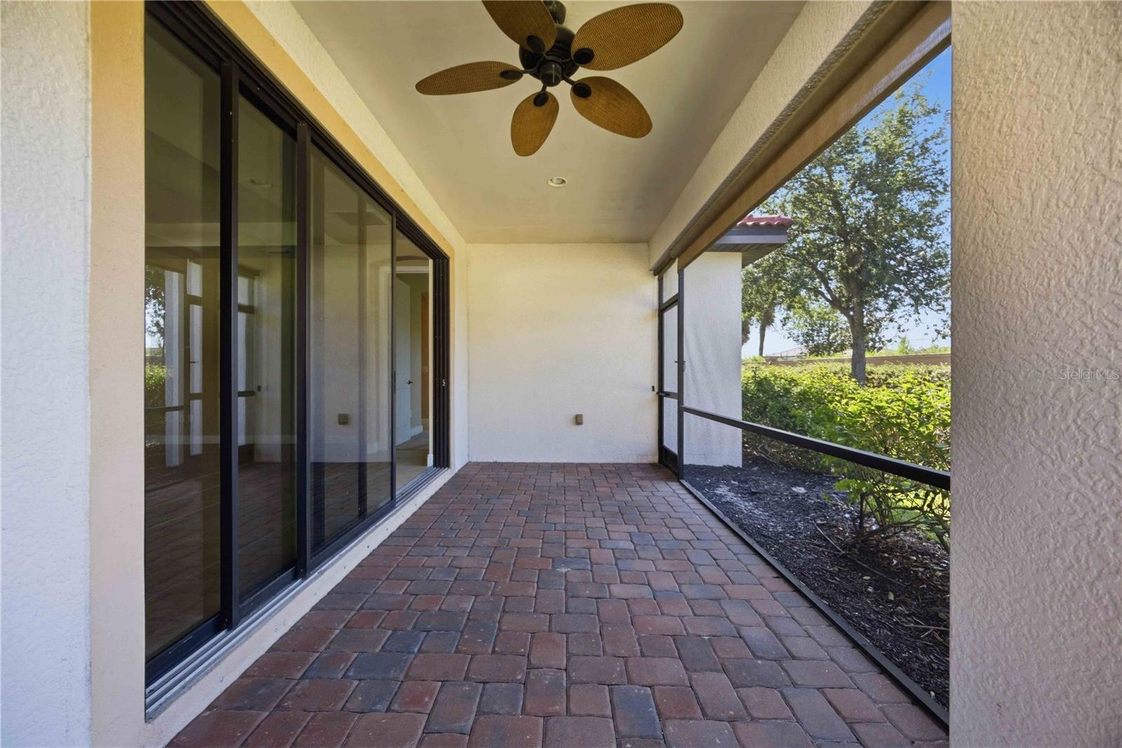 WILLOW CHASE - Residential