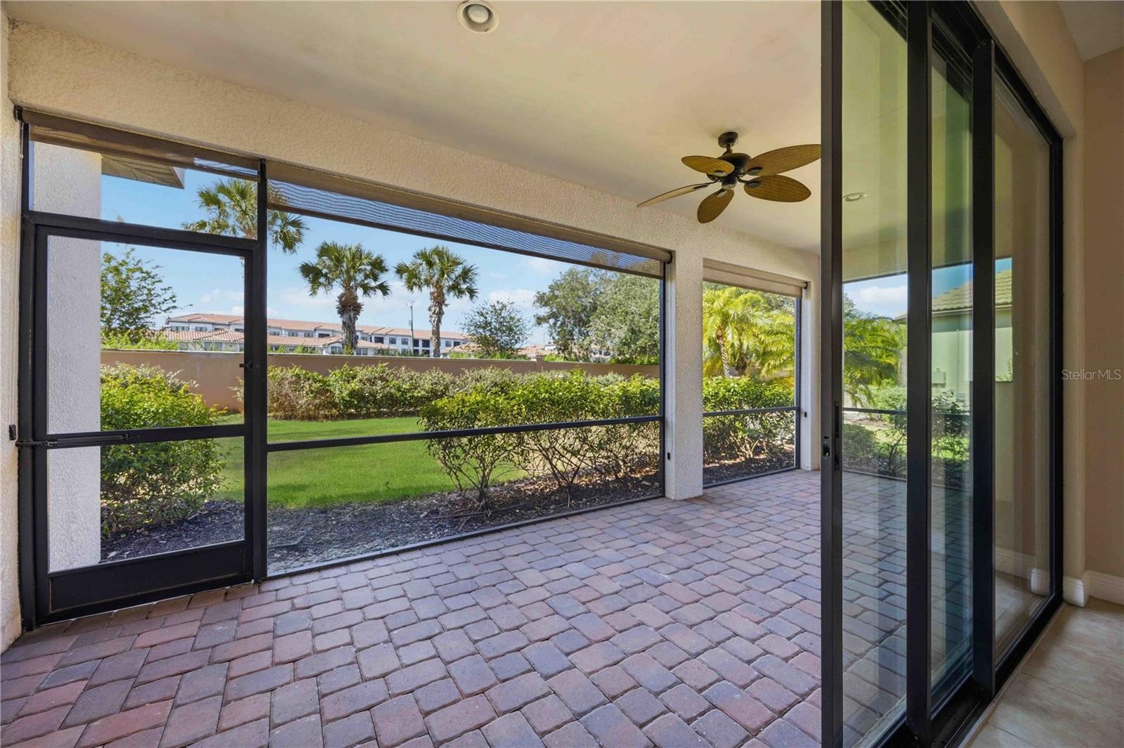 WILLOW CHASE - Residential