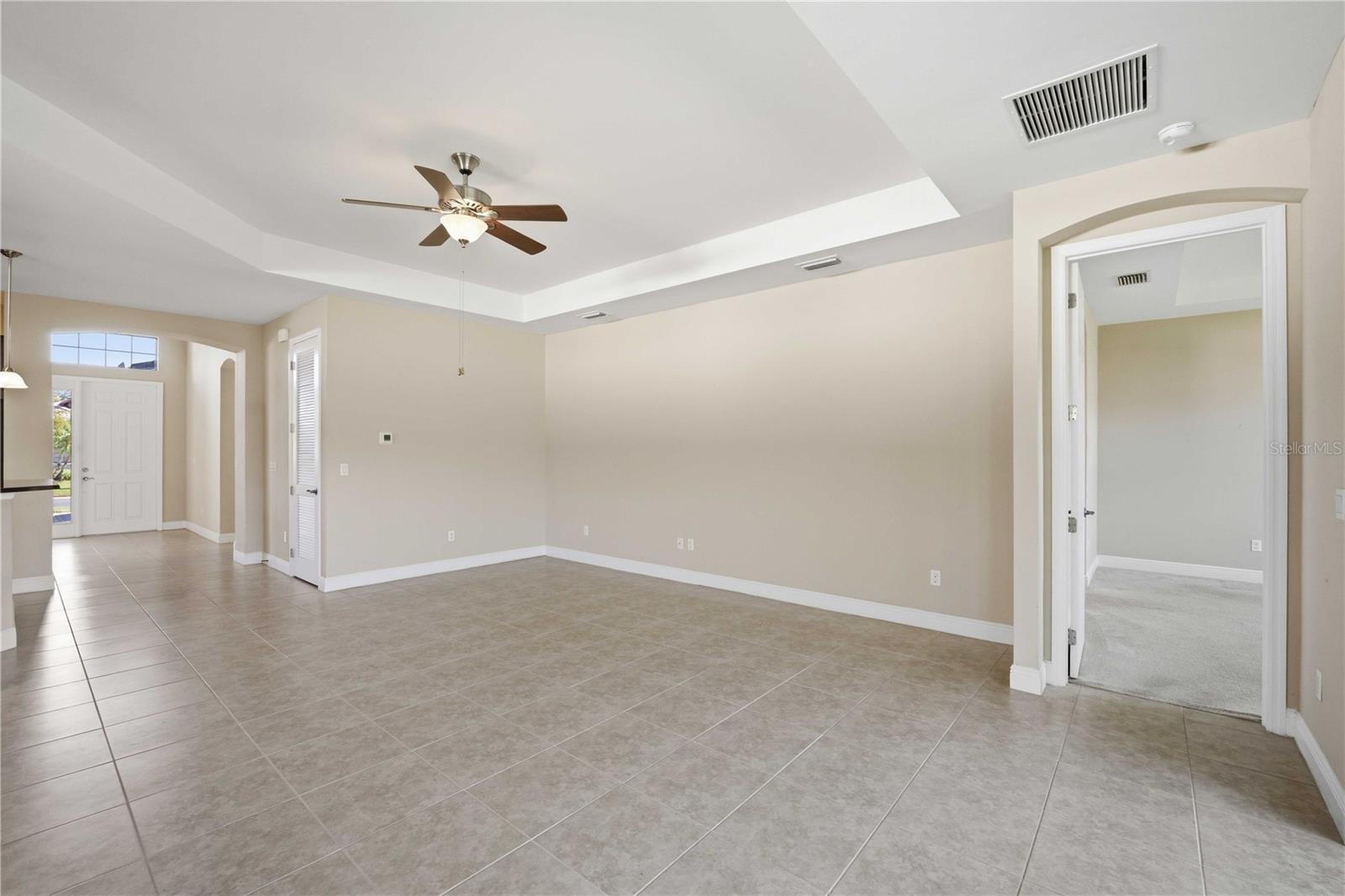 WILLOW CHASE - Residential