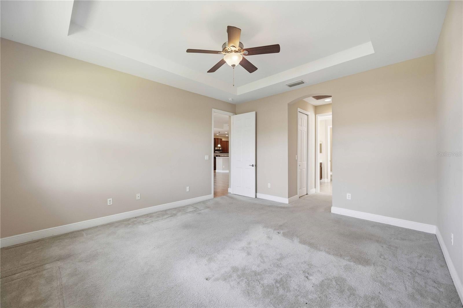 WILLOW CHASE - Residential