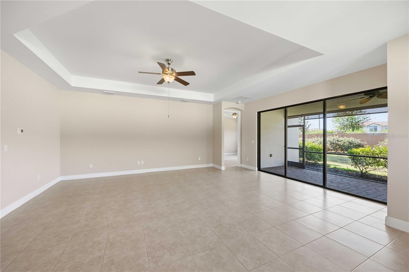 WILLOW CHASE - Residential