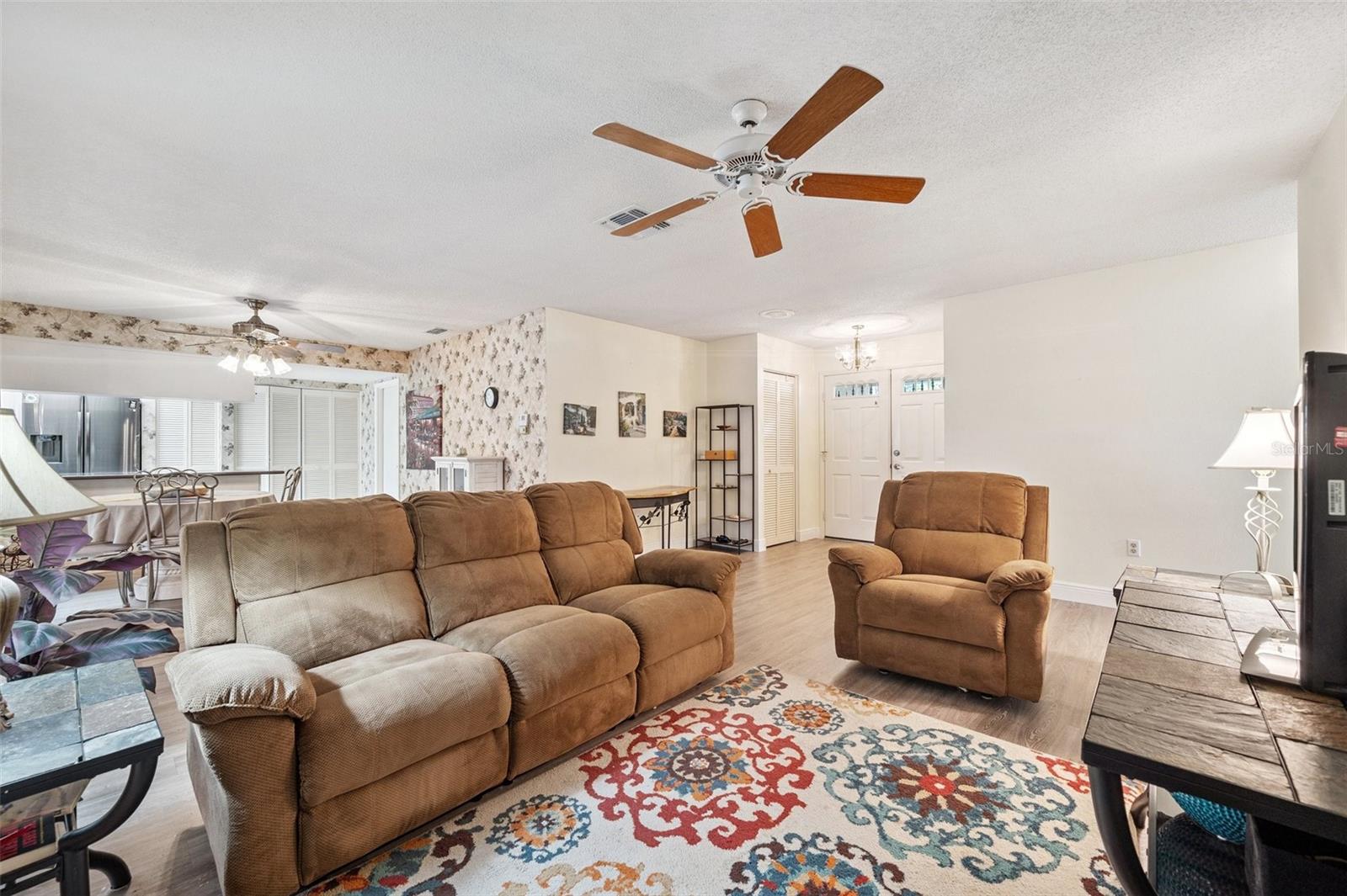 HERITAGE LAKE - Residential