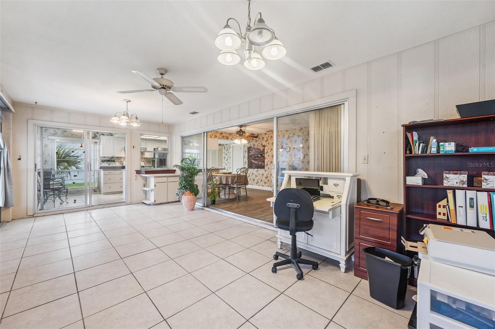 HERITAGE LAKE - Residential