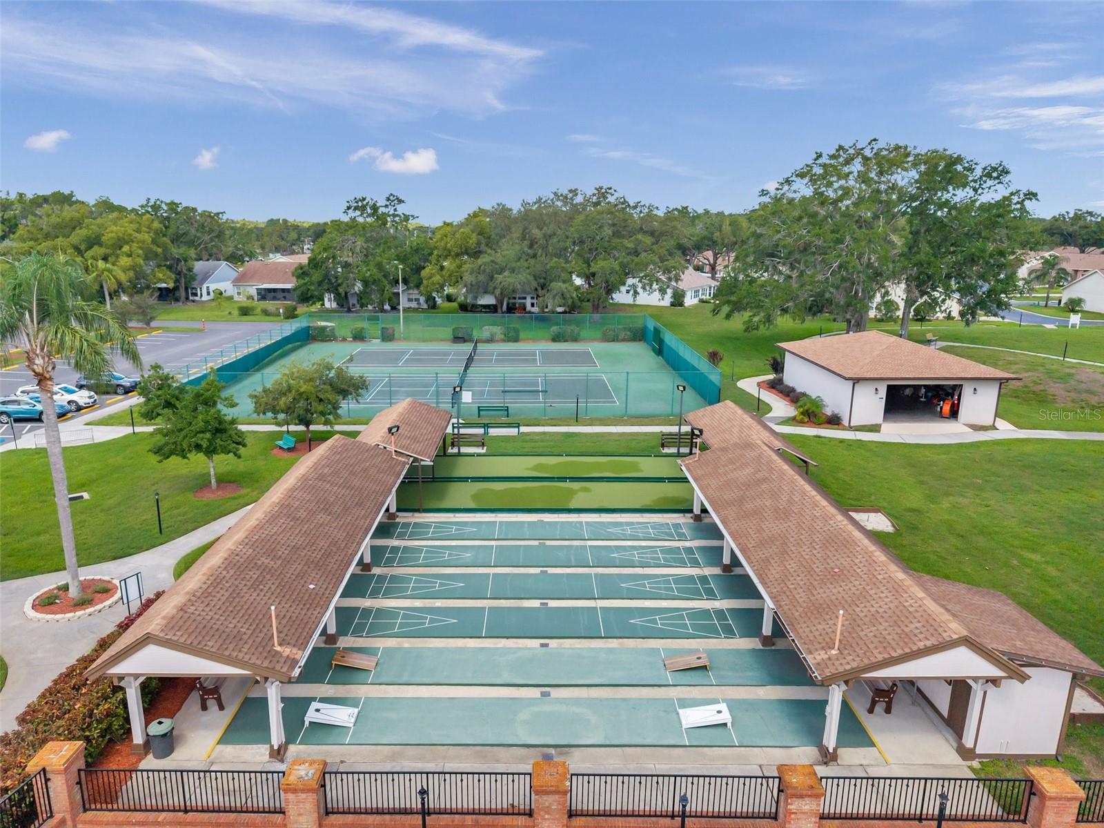 HERITAGE LAKE - Residential