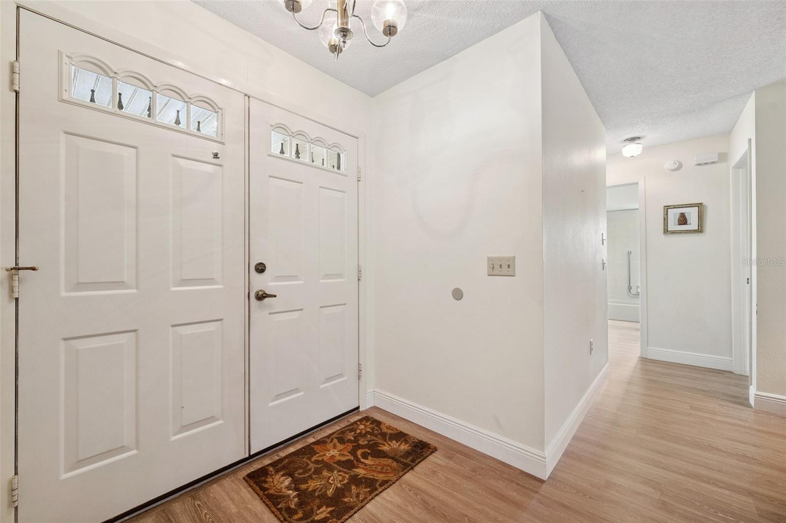 HERITAGE LAKE - Residential