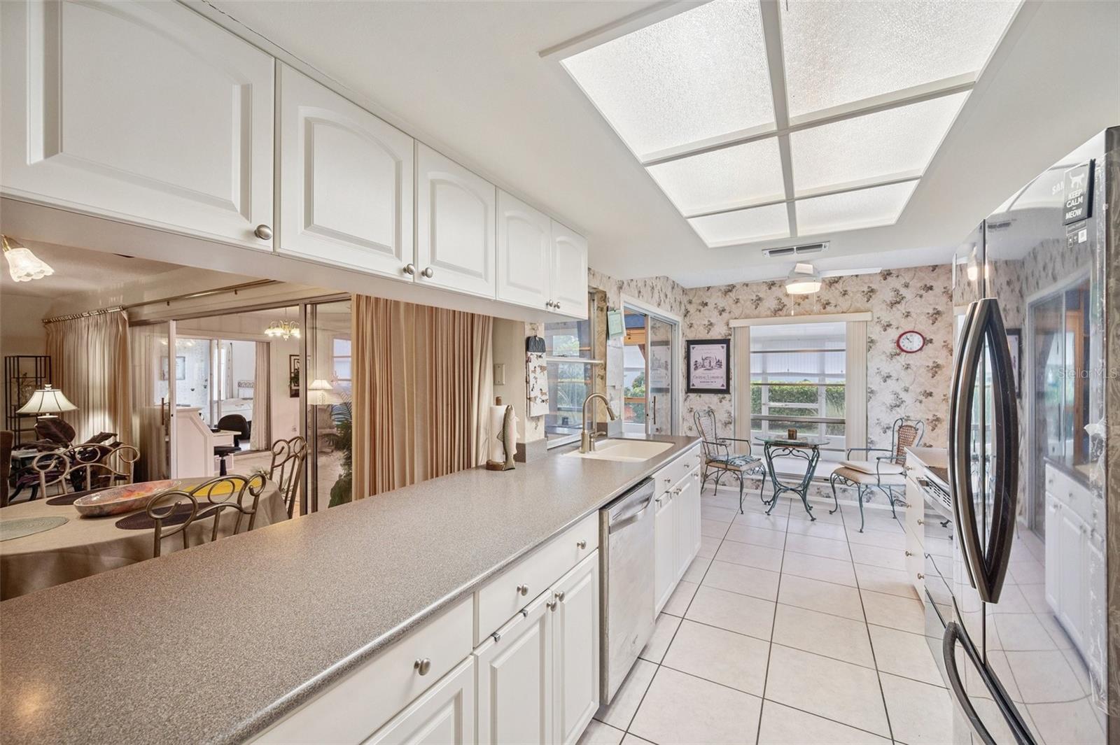 HERITAGE LAKE - Residential