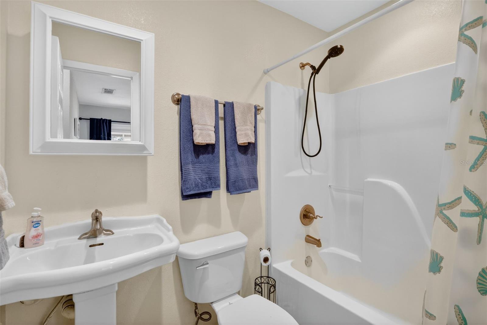 MARION HILLS - Residential