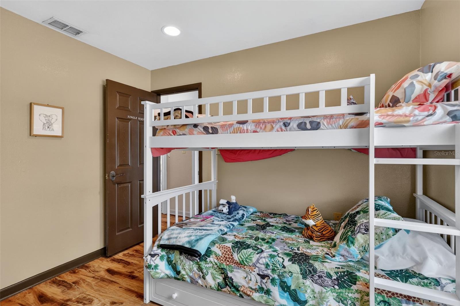 MARION HILLS - Residential