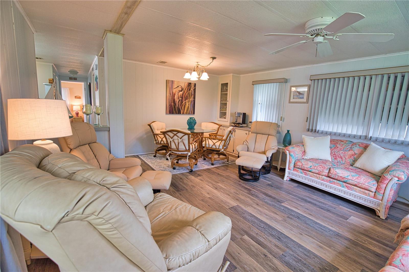 POLYNESIAN VILLAGE - Residential