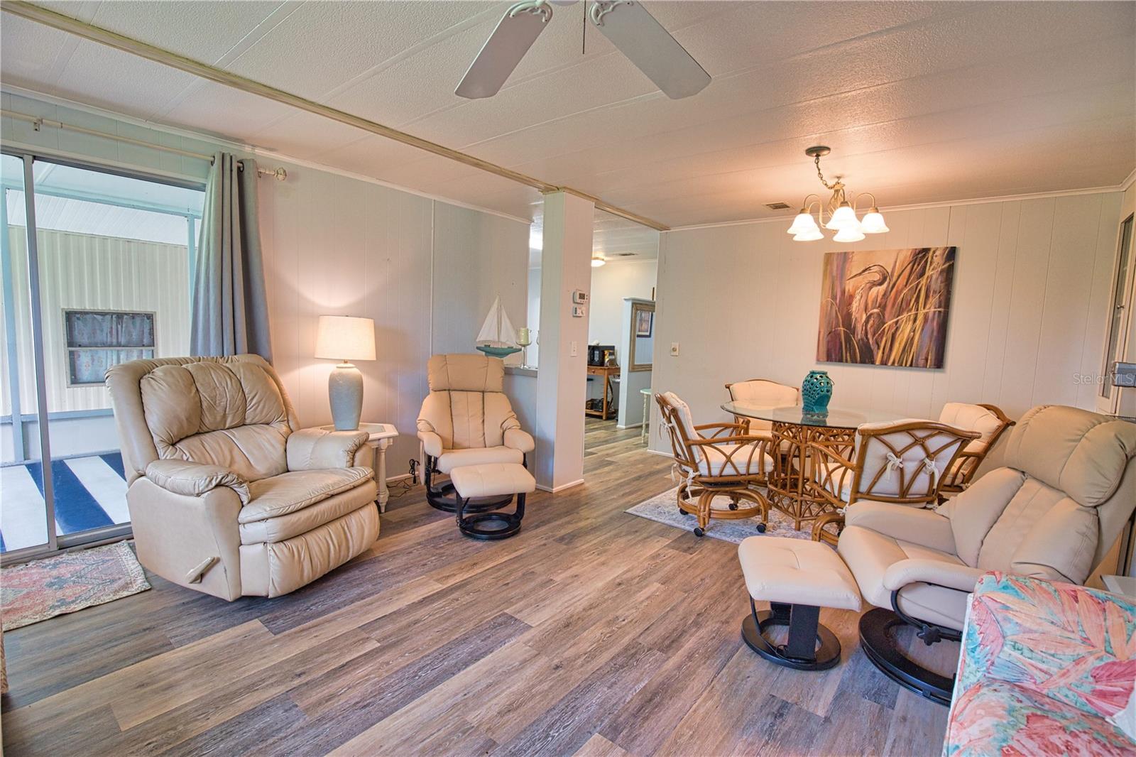 POLYNESIAN VILLAGE - Residential